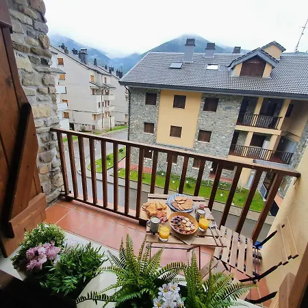 De Montana Y Esqui En El Pirineo Aragones, - Wifi Apartment Villanua