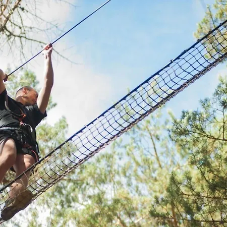 De Montana Y Esqui En El Pirineo Aragones, - Wifi
