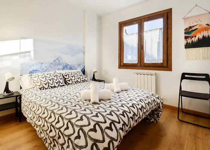 Apartamento De Montaña Y Esquí En El Pirineo Aragonés, - Wifi Villanúa